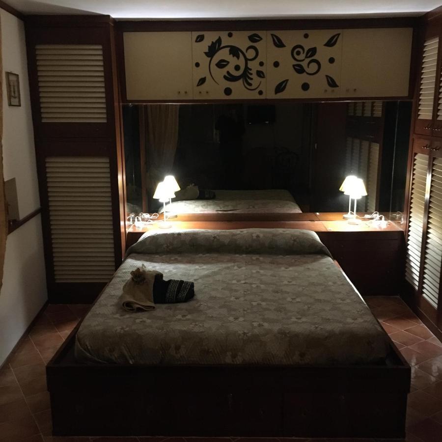 Casuzza Casa Vacanze Palermo Exteriör bild