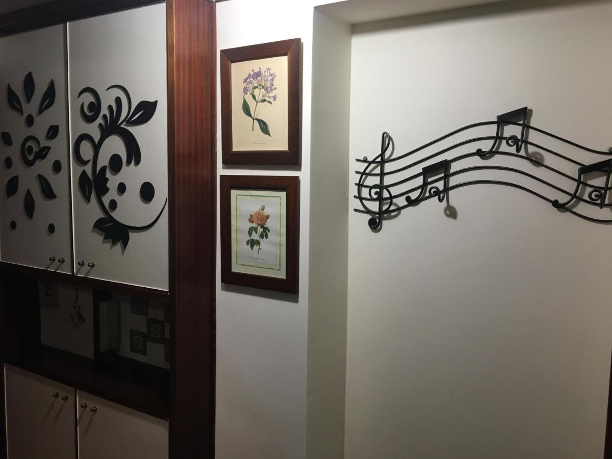 Casuzza Casa Vacanze Palermo Exteriör bild
