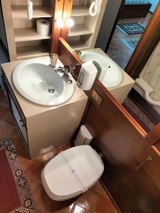Casuzza Casa Vacanze Palermo Exteriör bild